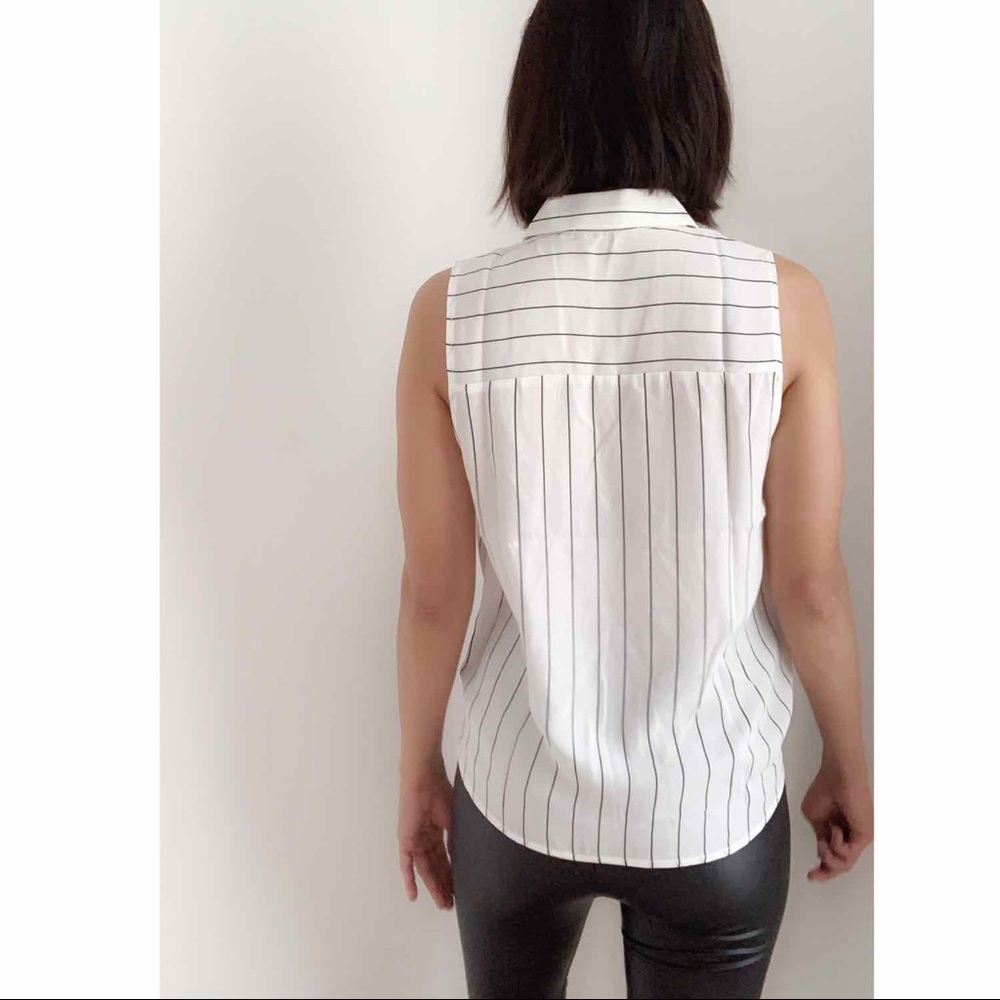 Pinstripe Collar Top - White black - Picture 6 of 8